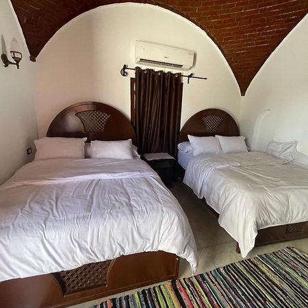 Villa Giulio Luxor Guest House Buitenkant foto
