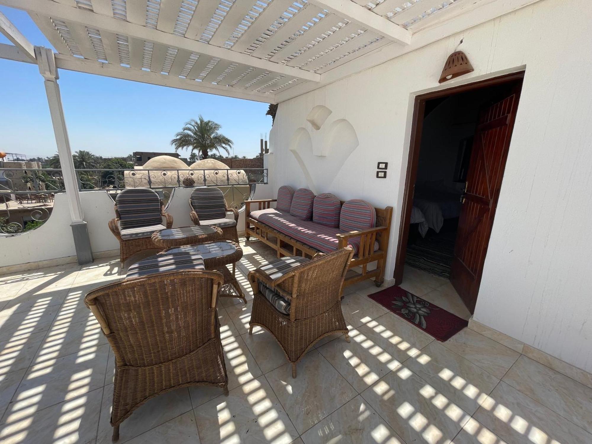 Villa Giulio Luxor Guest House Buitenkant foto