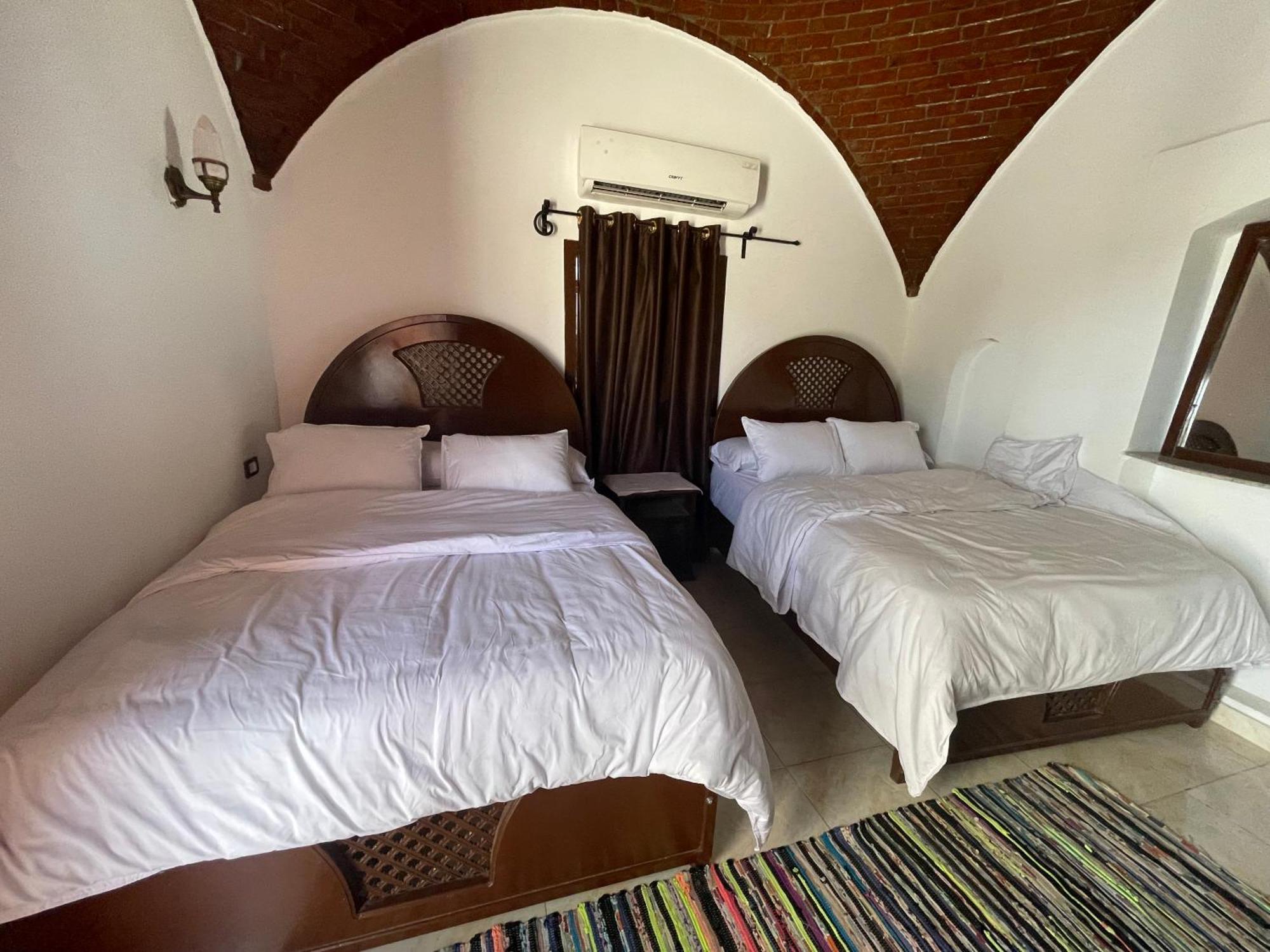 Villa Giulio Luxor Guest House Buitenkant foto