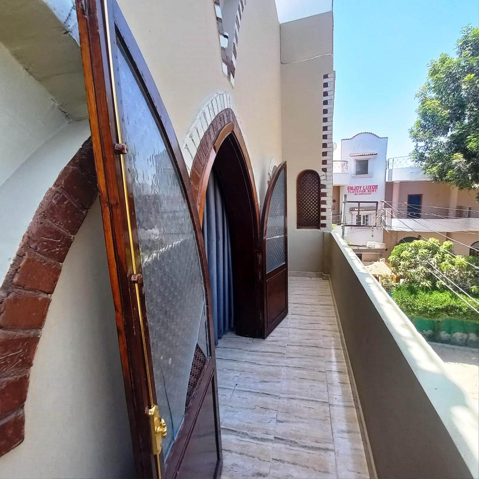 Villa Giulio Luxor Guest House Buitenkant foto
