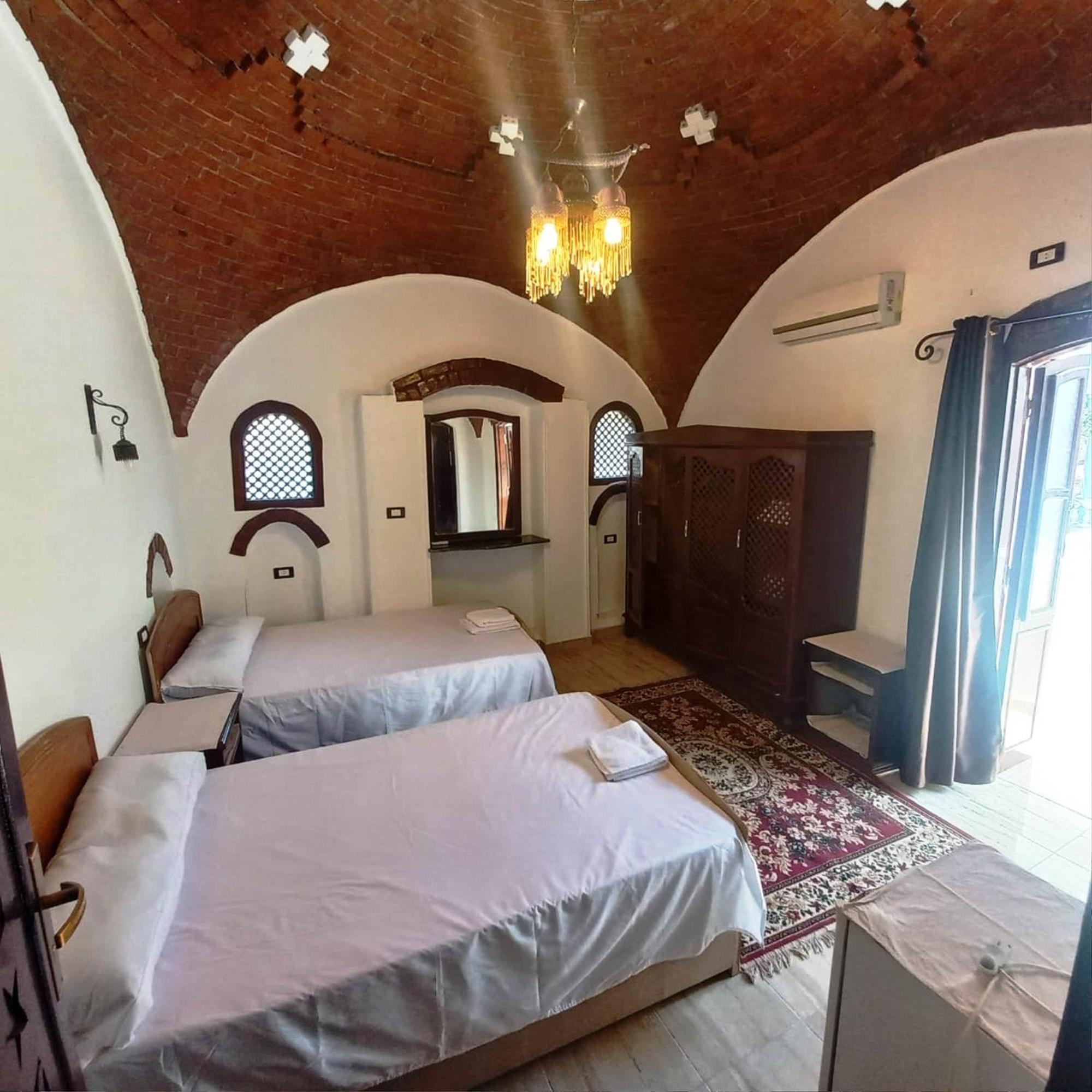 Villa Giulio Luxor Guest House Buitenkant foto