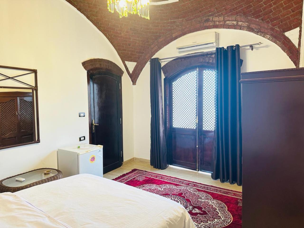 Villa Giulio Luxor Guest House Buitenkant foto